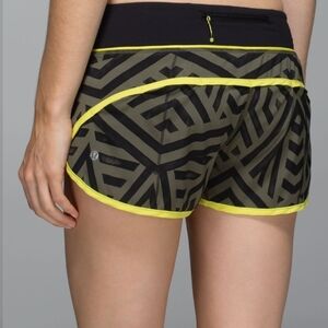 Lululemon Run: Speed Short 4 Way Stretch Size 4